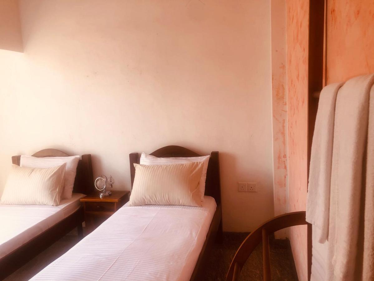 Fernando'S Inn Νεγκόμπο Εξωτερικό φωτογραφία